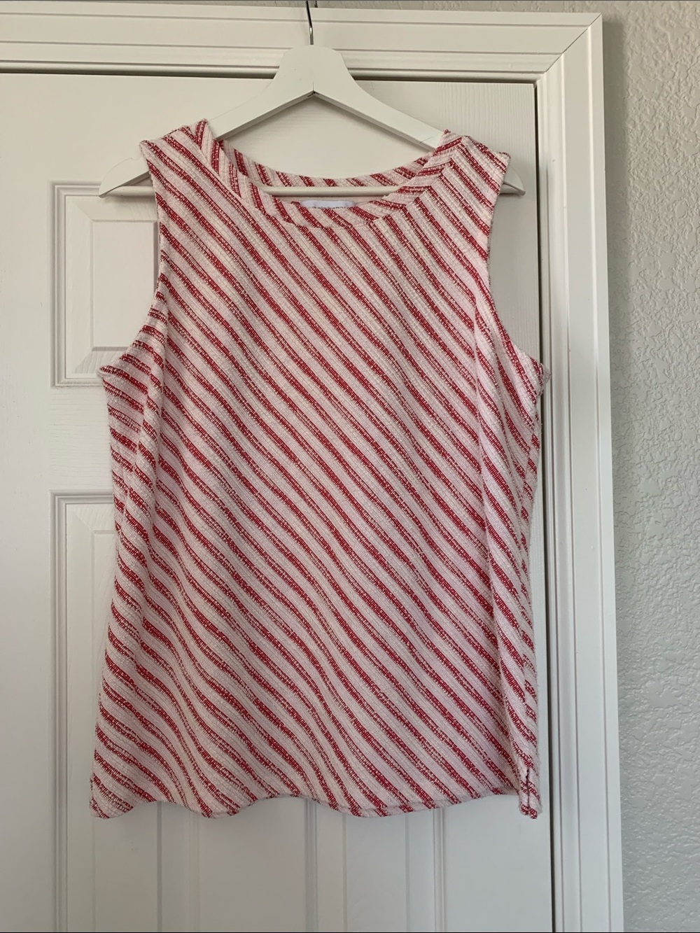 Women’s Sleeveless Red & White Striped Tank Top